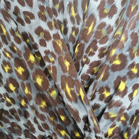 100% silk leopard dress XS - Picture 2 of 5